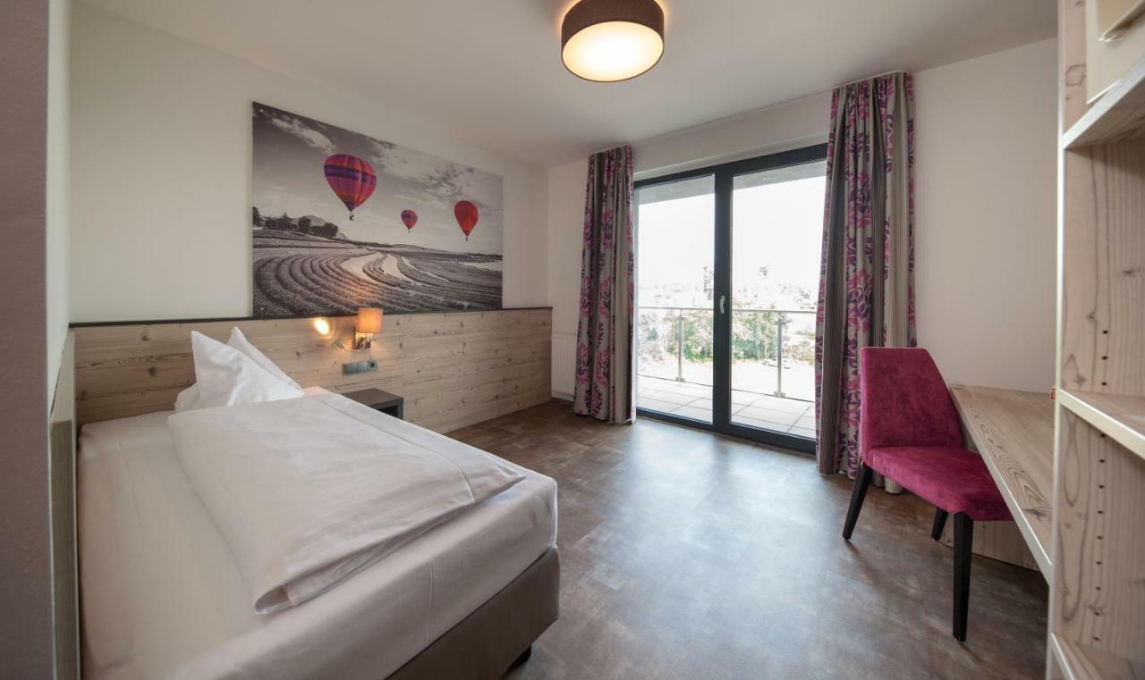 Motel 267 圣珀尔滕 外观 照片